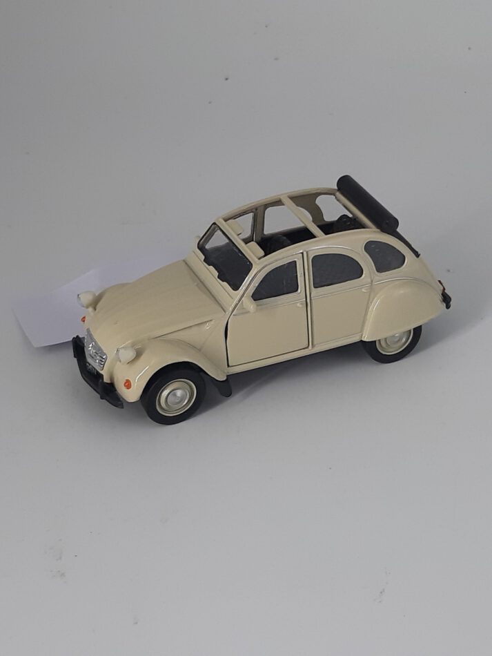 Modellauto Citroen 2 CV - Ente beige offen (aus Metall mit Friktionsmotor) 1:38