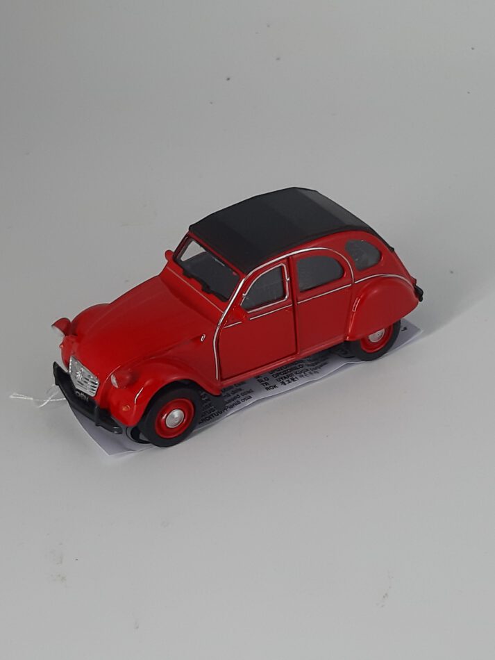 Modellauto Citroen 2 CV - Ente rot geschlossen (aus Metall mit Friktionsmotor) 1:36