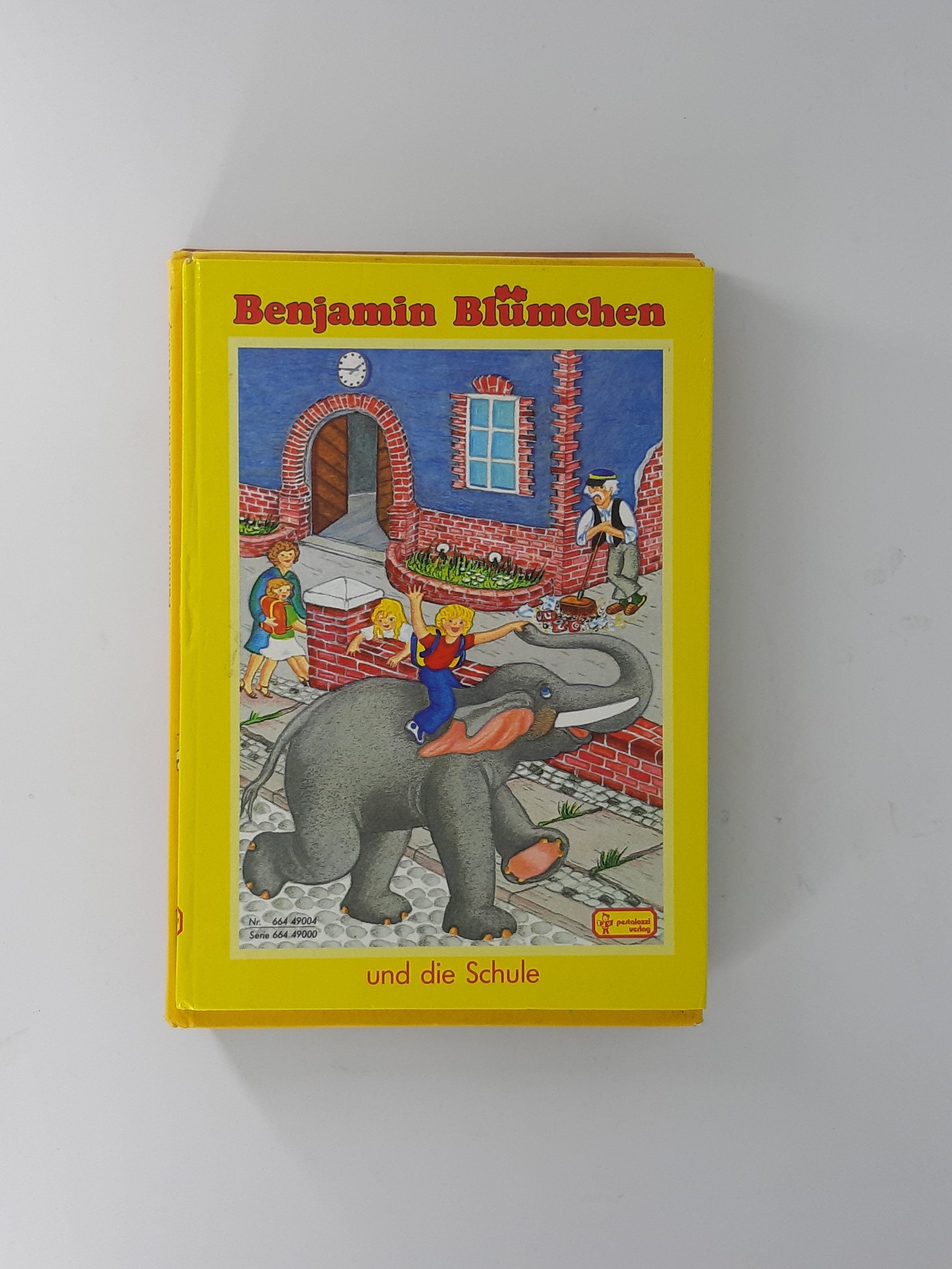 Kinderbuch Benjamin Blümchen  und die Schule Pestalozzi Verlag 1982