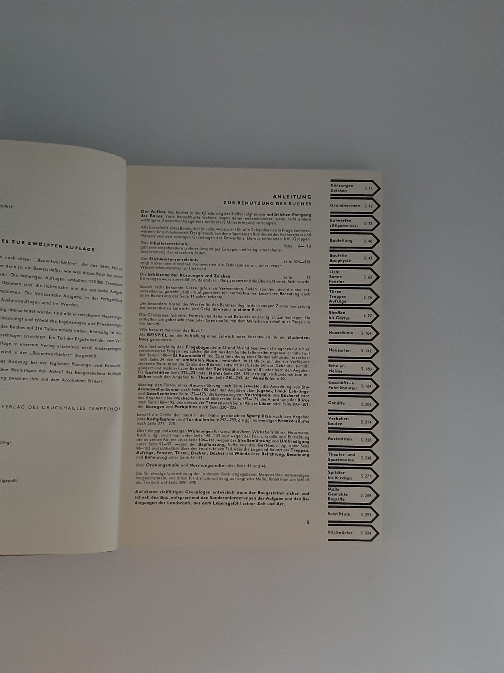 Architektur Ernst Neufert Bauentwurfslehre Verlag des Druckhauses Tempelhof Berlin 1951