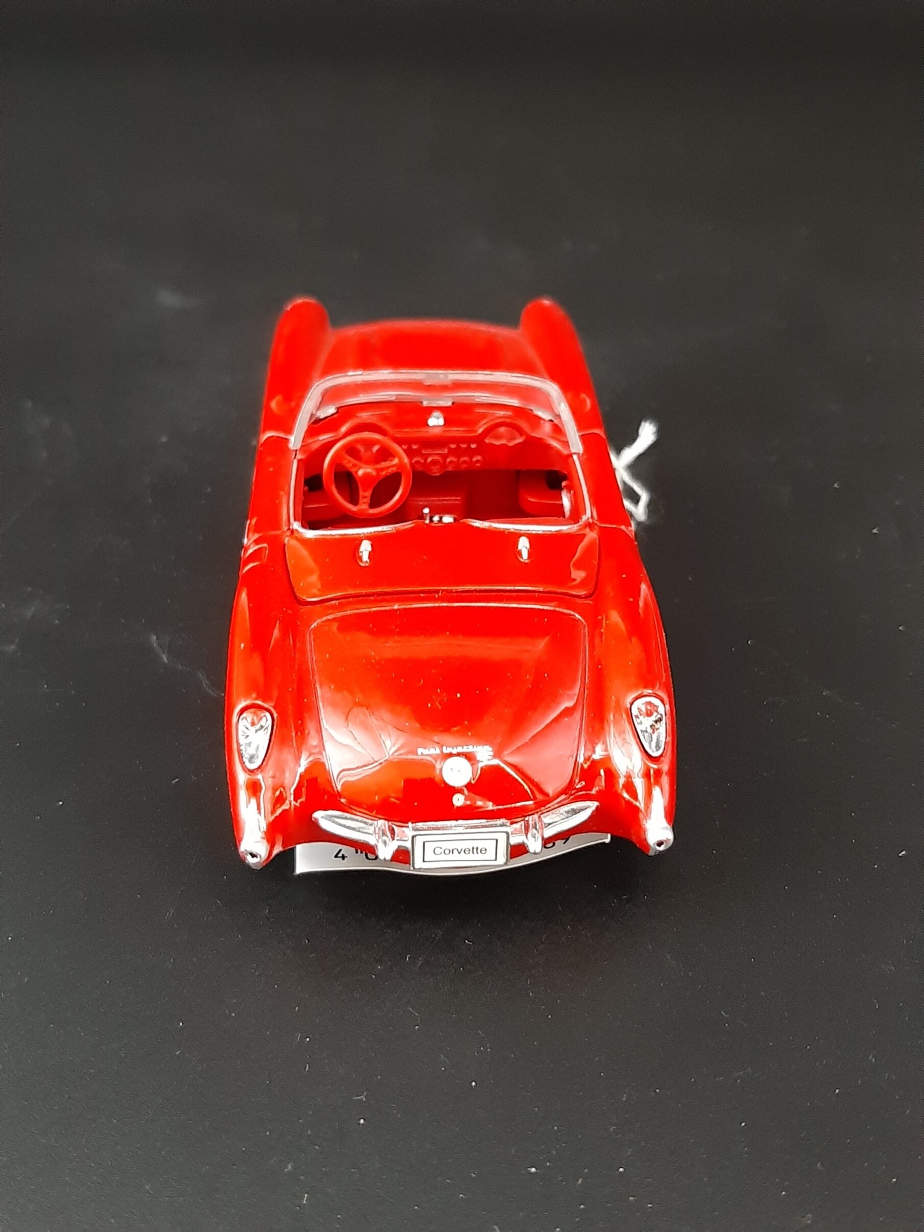 Modellauto Chevrolet 1957 - Corvette Cabrio rot (aus Metall mit Friktionsmotor) 1:36