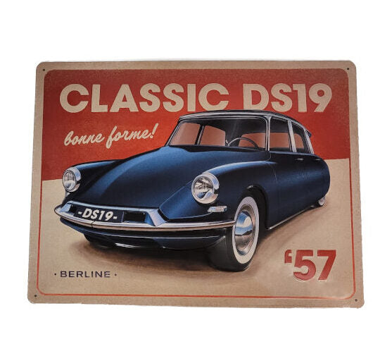Blechschild 30 cm x 40 cm DS - Classic DS19 in weißer Schrift über dem MotivBerline in Stahlblau rot/rötlicher Hintergrund Blechschild 40x 30 cm Länge/Breite aus extra starkem Stahlschild im Folienbeutel, 3D-Design - motivgeprägt auf mehreren Ebenen, hohe Qualität und sind in den Ecken mit kleinen Bohrungen zur Wandaufhängung versehen. Made in Germany!