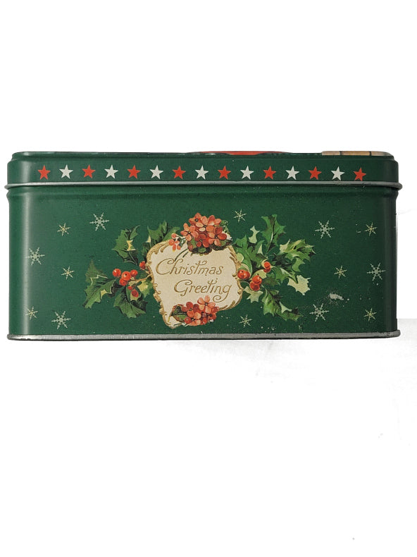 Der Weihnachtsmann tritt in das Haus ein unter dem Arm trägt er Geschenke im Hintergrund eine winterliche Landschaft Seitenansicht