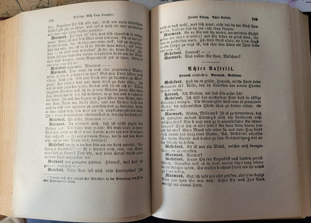 Alte Bücher Lessings Werke - Auswahl in 2 Bänden Buchhandlung Gustav Fock Leipzig gebundene Ausgabe- ca. 1925? Buchrücken in Gold-Ornamentik, Frakturschrift ein schönes Exemplar Spamersche Buchdruckerei in leipzig guter Zustand hier Sicht in das Buch