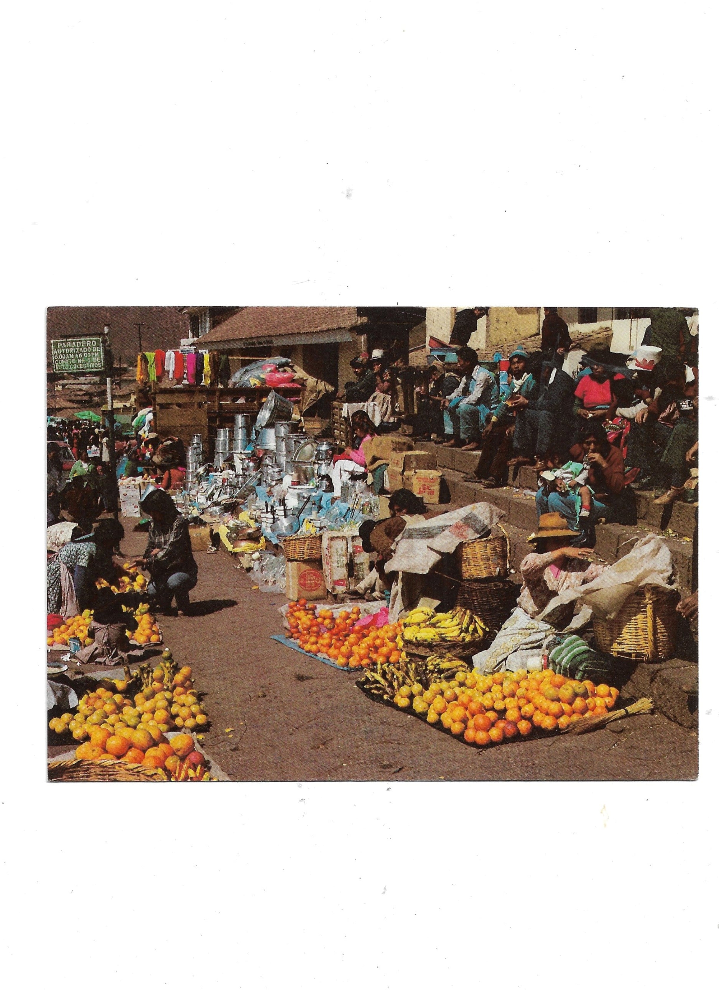 „Vintage‑Postkarte ‚Cusco Peru – Markt am Bahnhof‘, ca. 9,5 × 14,5 cm, altersbedingt guter Zustand“  