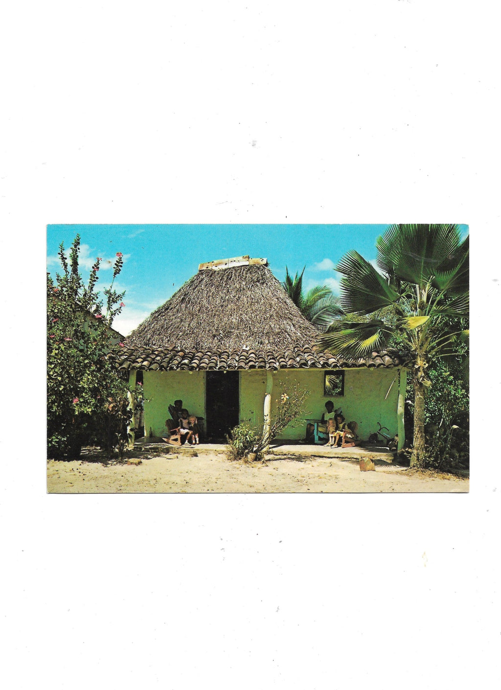 „Vintage‑Postkarte ‚Typisches Haus in Panama‘, ca. 9,5 × 14,5 cm, altersbedingt guter Zustand, Ecken leicht bestoßen, Rückseite leicht fleckig“ 