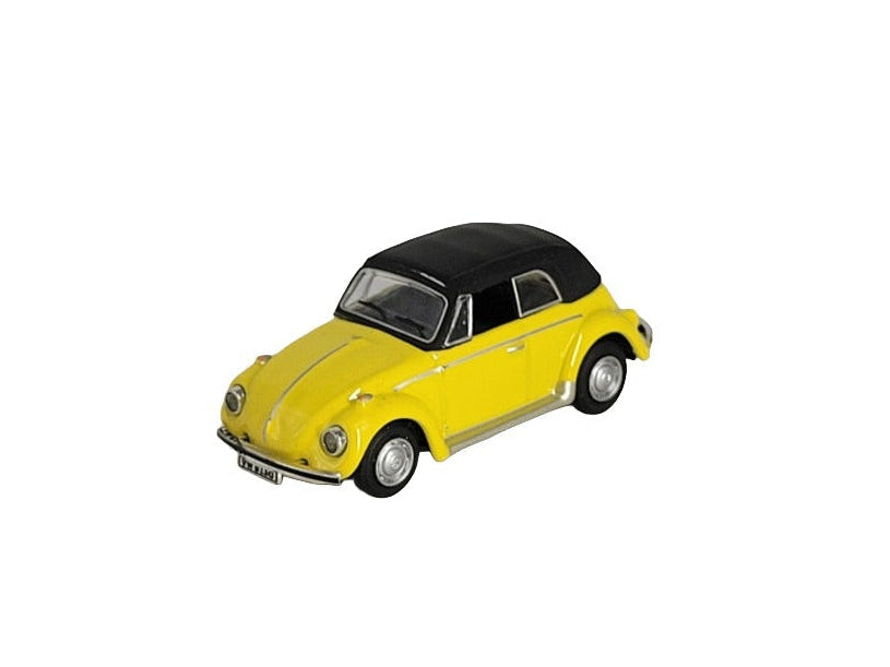„Automagnet VW Käfer in Gelb mit schwarzem Soft‑Top, detailgetreues Miniaturmodell aus Metall, ca. 4,5–6 cm groß, mit hochwertigem Kraftmagnet.“