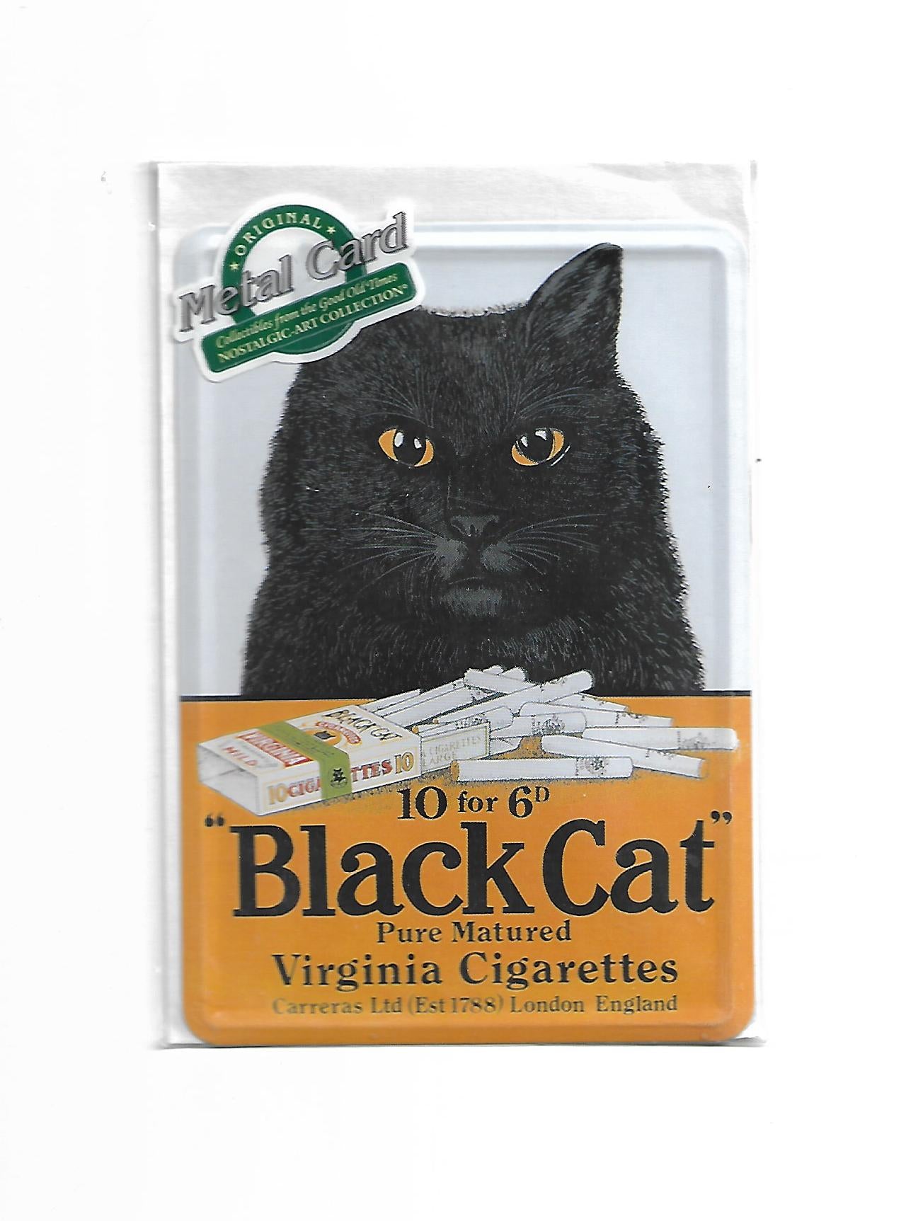 „Nostalgische Blechpostkarte ‚Black Cat Virginia Cigarettes‘, 10 × 14 cm, gewölbt und randgeprägt, aus Metall mit Papierbeschichtung. Retro‑Werbemotiv mit schwarzer Katze im Vintage‑Design.“