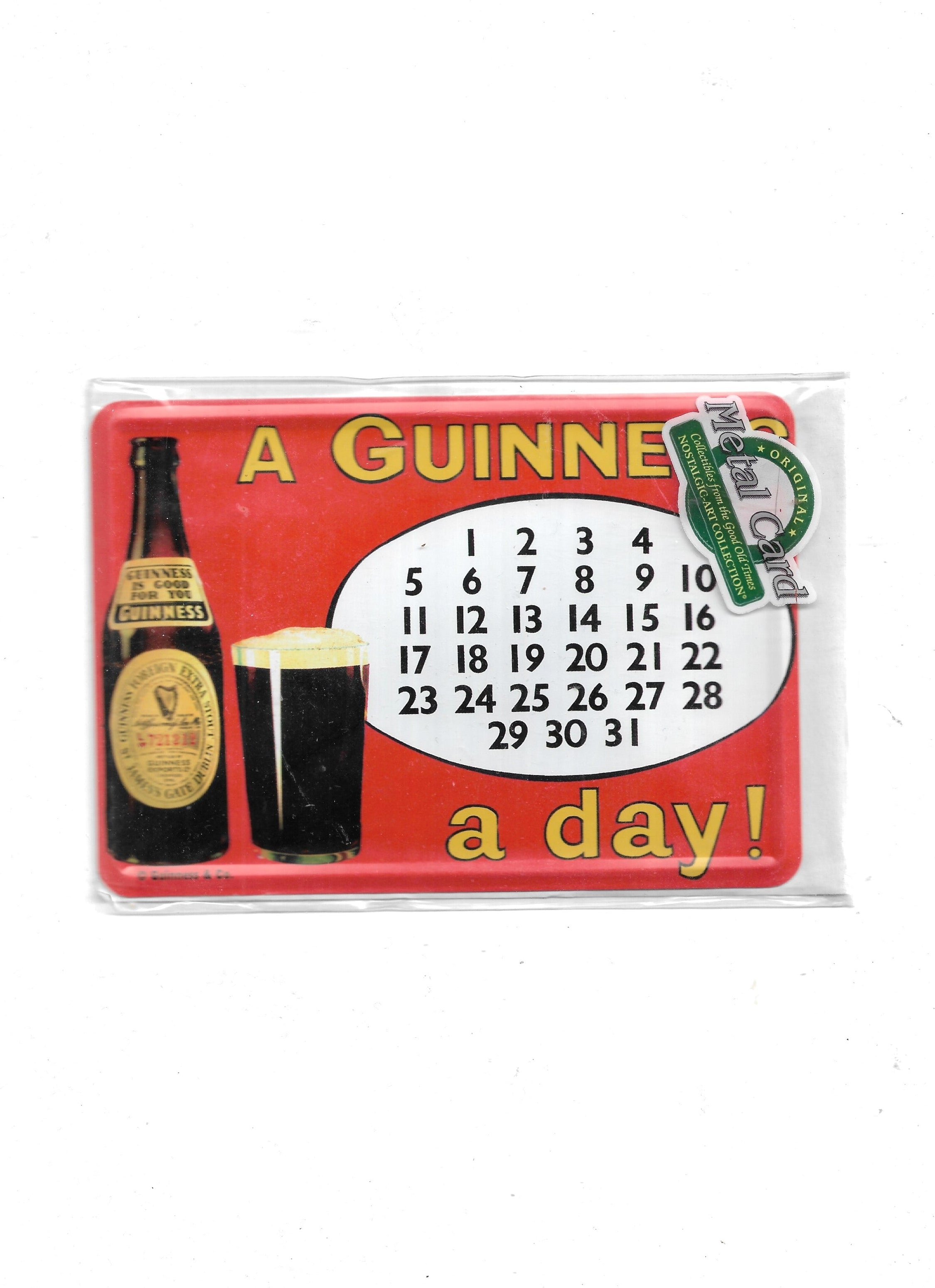 „Gewölbte und randgeprägte Blechpostkarte Guinness Kalender von Nostalgic Art, 10 × 14 cm, papierbeschichtete Rückseite.“