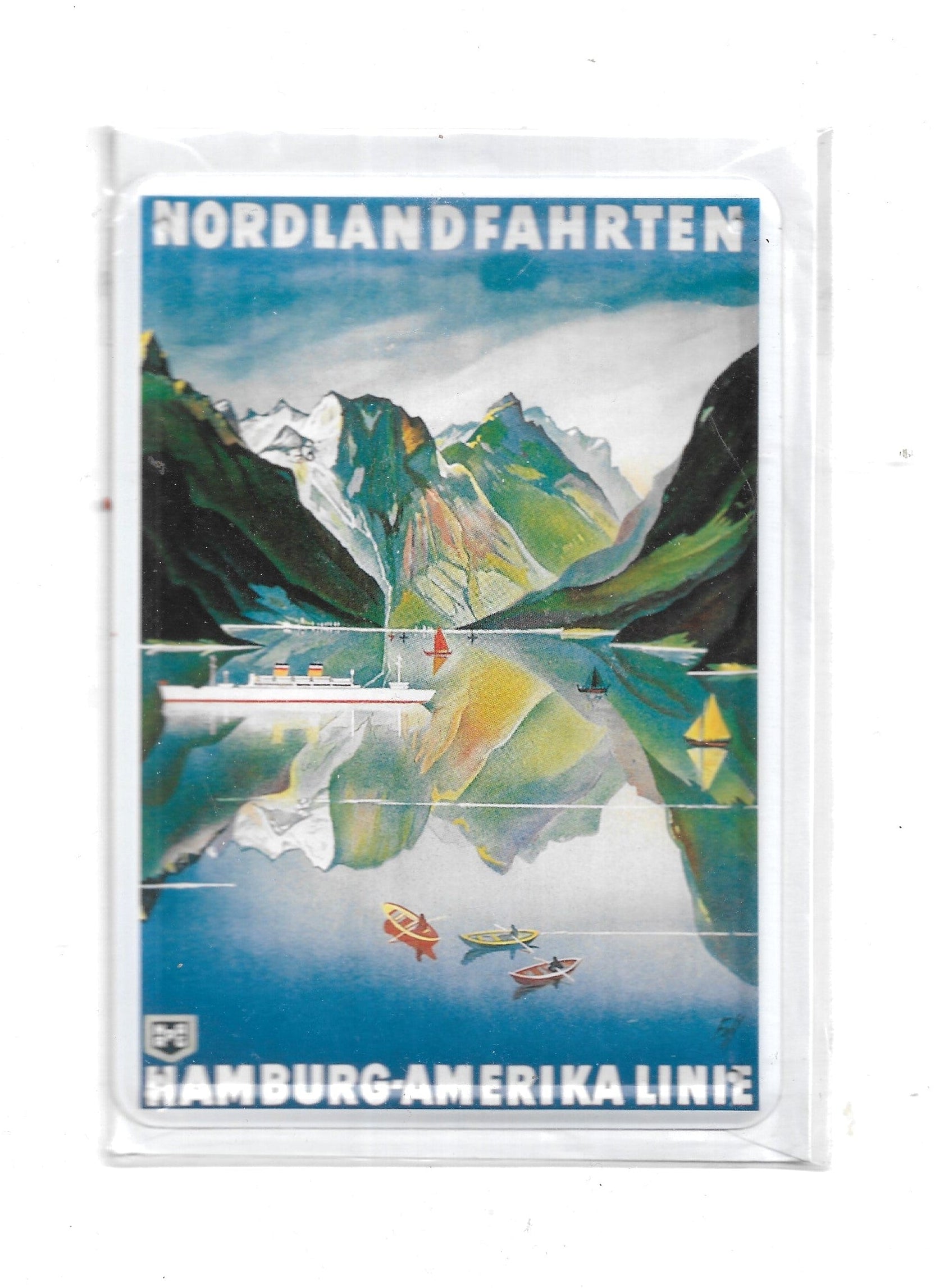 „Blechpostkarte Nordlandfahrten – Hamburg‑Amerika Linie, gewölbt und randgeprägt, maritime Retro‑Werbung“