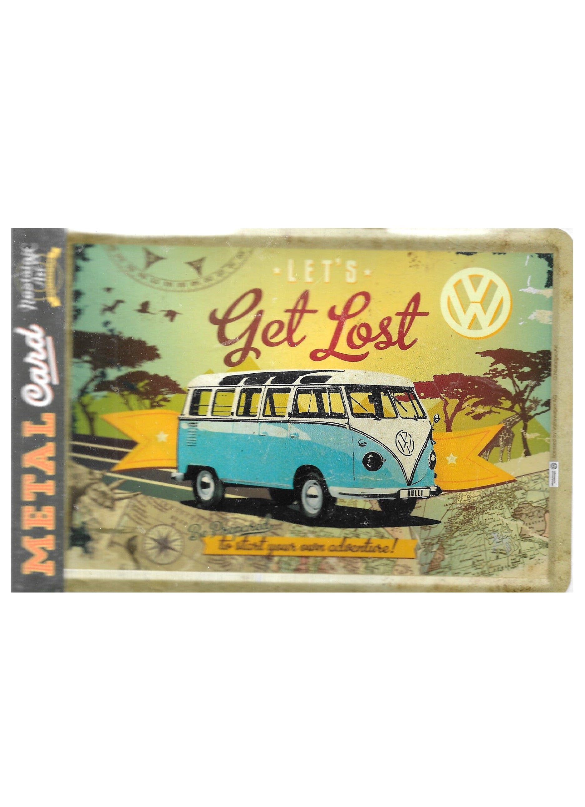 „Blechpostkarte VW Bulli – Let’s get lost, gewölbt und randgeprägt, Vintage‑Metallpostkarte von Nostalgic Art“