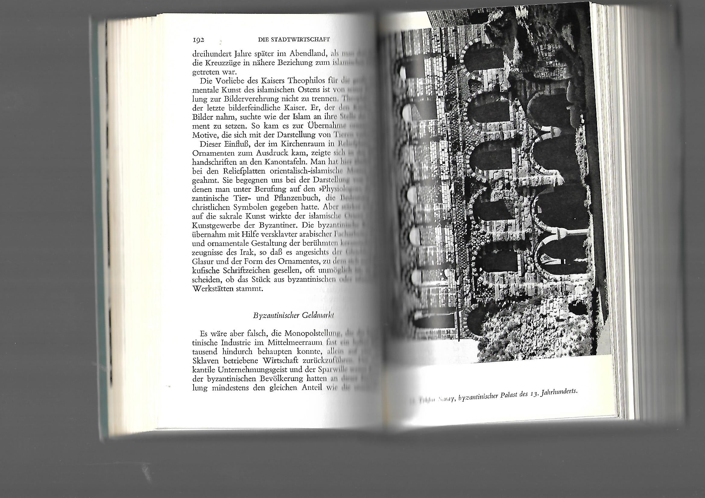 Kulturgeschichte Hans- Wilhelm Haussig Kulturgeschichte von Byzanz Verlag Kröner Verlag Stuttgart 1959