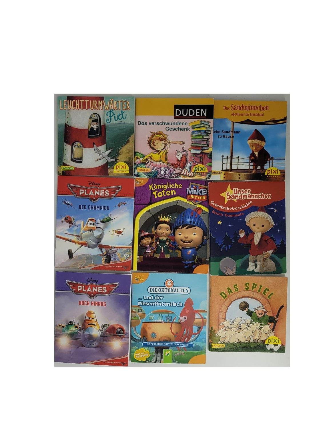 „Set aus 9 Mini‑Kinderbüchern: Pixi, Toggolino, Disney Planes und Sandmännchen; farbig illustrierte kleine Softcover‑Bücher in gutem gebrauchten Zustand.“