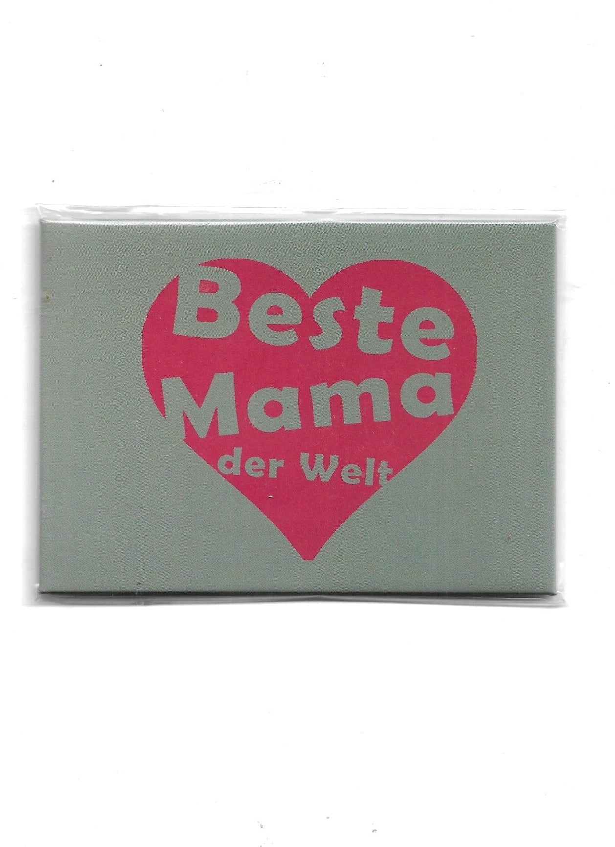 „Rechteckiger Kühlschrankmagnet ‚Beste Mama der Welt‘; farbig bedrucktes, stabiles Blech; vollflächiger Magnet, Format ca. 6,5 × 9 cm; geeignet zum Befestigen mehrerer Notizzettel.“