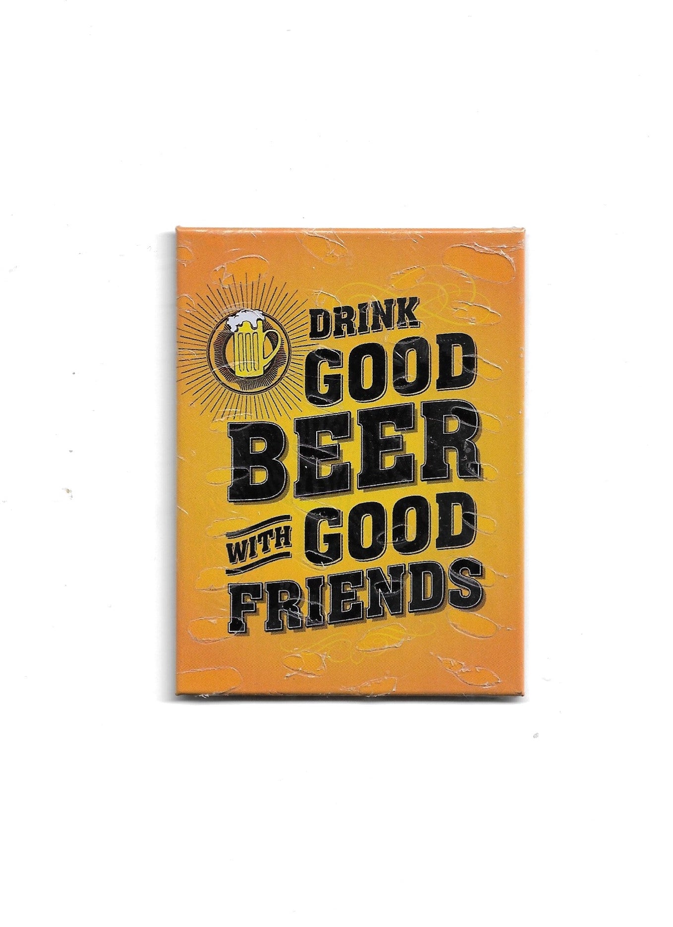 Retro‑Kühlschrankmagnet aus vierfarbig bedrucktem, stabilem Blech. Vollflächig magnetisch, 6 × 8 cm, ideal für mehrere Notizzettel. Perfekt für Bier‑Fans und gesellige Retro‑Motive.