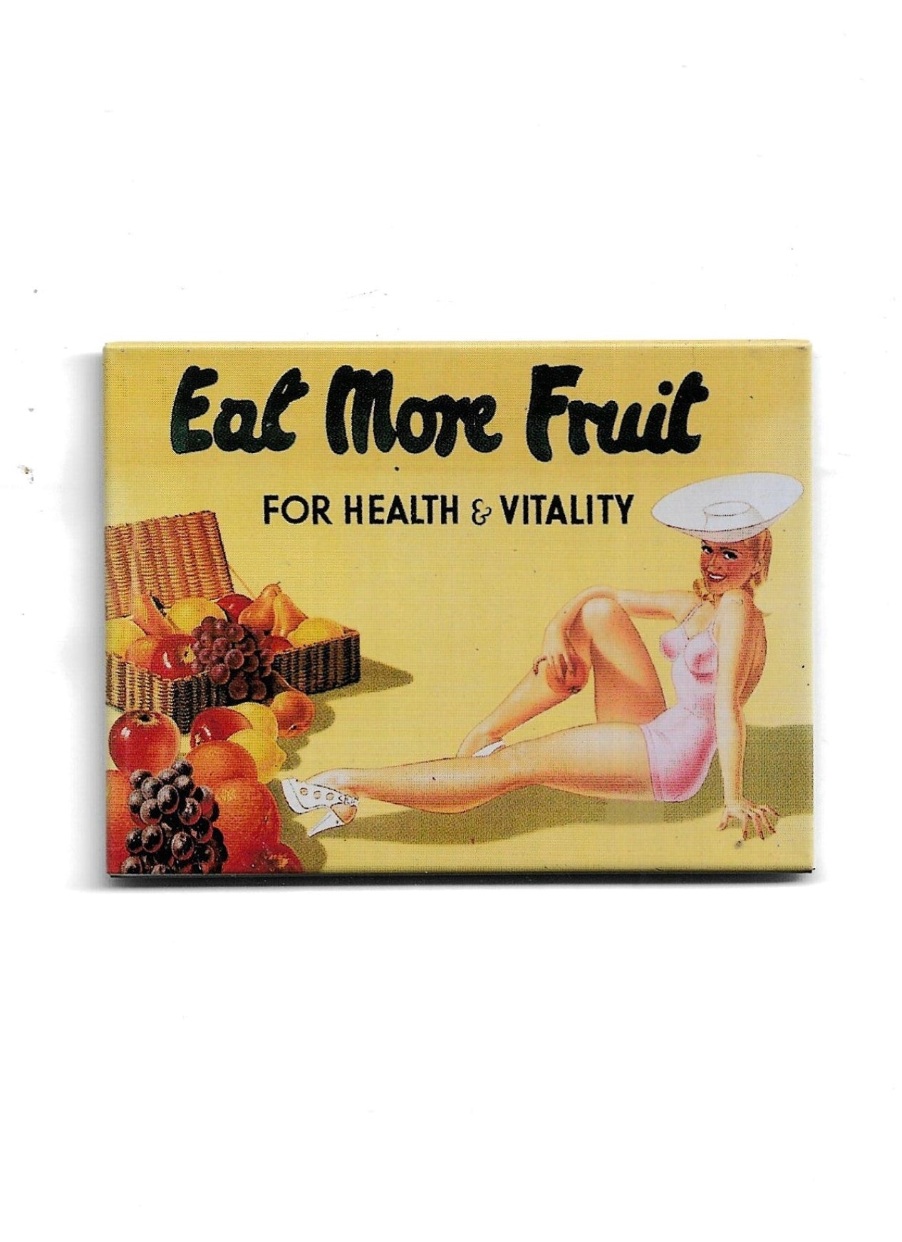 „Rechteckiger Kühlschrankmagnet ‚Eat More Fruit – For Health & Vitality‘; farbig bedrucktes, stabiles Blech; vollflächiger Magnet; Format ca. 6 × 8 cm; geeignet zum Befestigen mehrerer Notizzettel.“