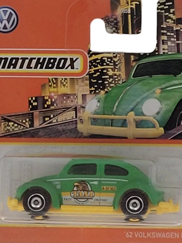 Matchbox Volkswagen Beetle Taxi 62, Modell 97/100, grüner Metall‑Druckguss, ca. 5,5×3×2,5–3,5 cm – neues 1:64‑Sammlermodell in OVP.