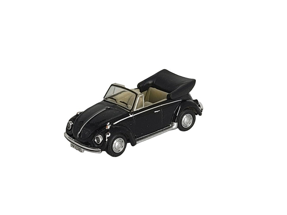 „Modellauto VW Käfer 1303 Cabriolet in Schwarz aus Metall mit Friktionsmotor, Maßstab 1:36; 
