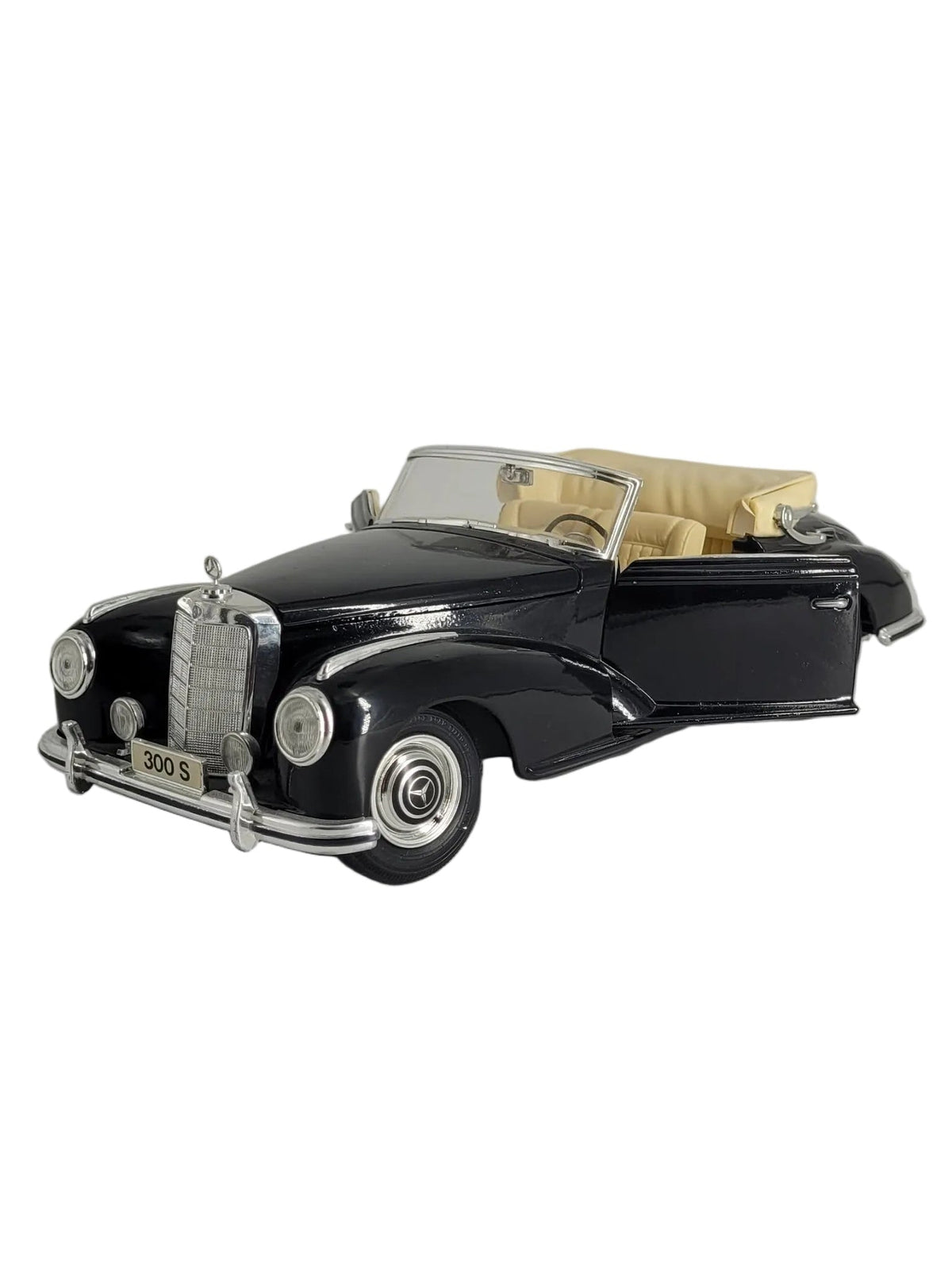 Modellauto Mercedes-Benz 300 S Cabriolet (1955) 1 : 18