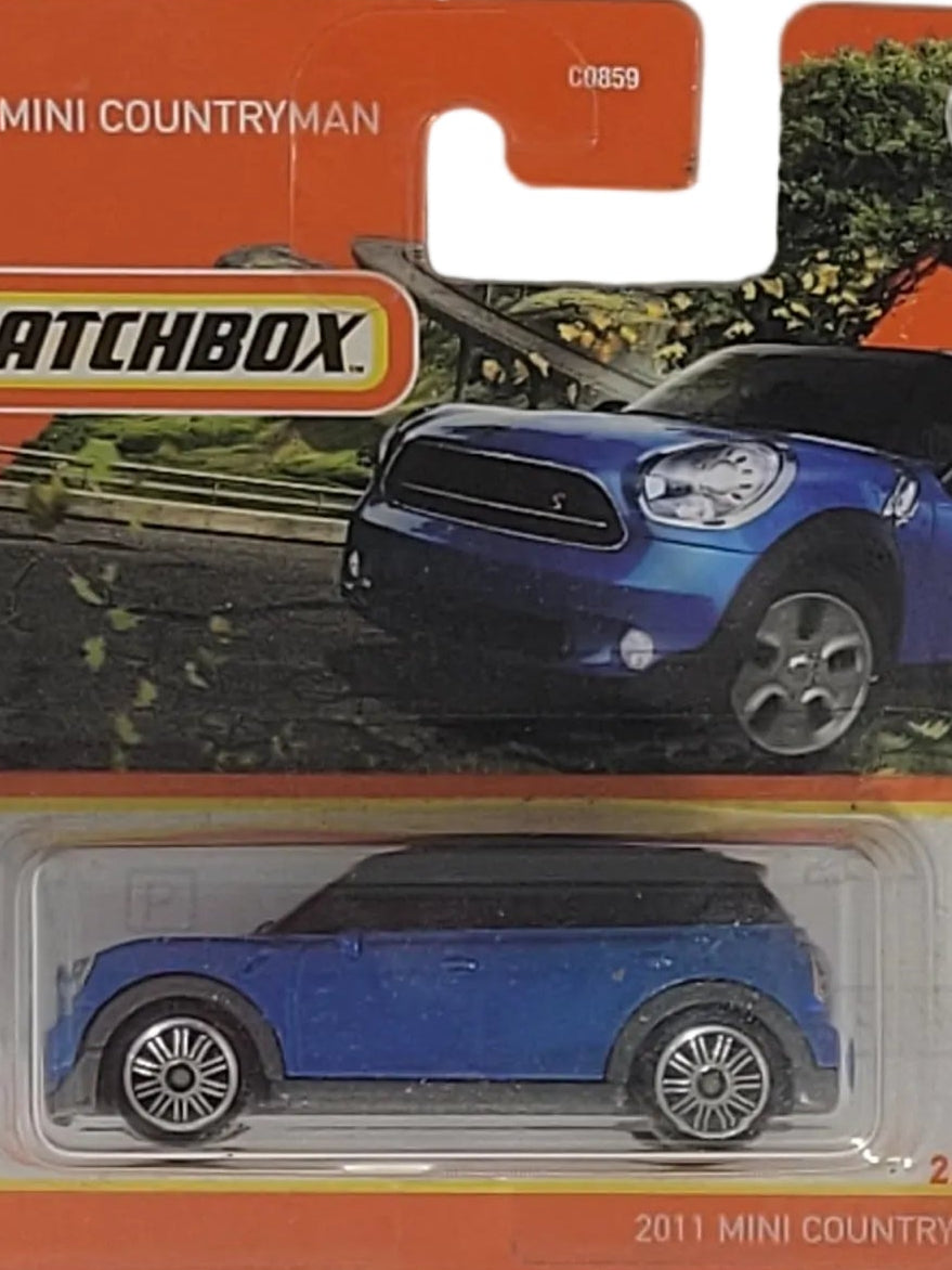 Matchbox Mini Countryman 2011, Modell 2/100, roter Metall‑Druckguss, ca. 7,5×3×2,5–3,5 cm – neues 1:64‑Sammlermodell in OVP.