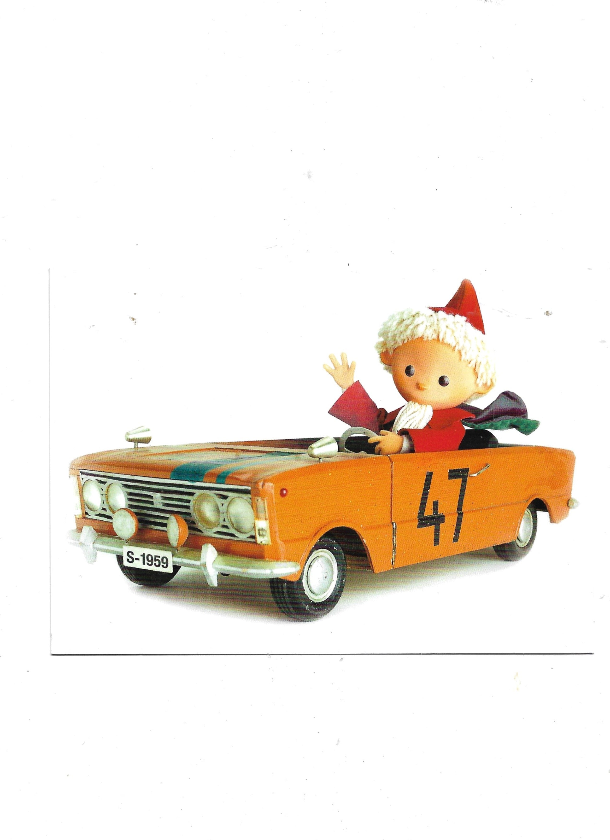 „Postkarte A6 ‚Sandmännchen im Polski‑Fiat Cabrio‘; stabiles Papier, satte Farben, gute Druckqualität, Format 10,5 × 14,8 cm, neu, EAN 4030576503076, Hersteller Anderskartig – Modern Times GmbH.“