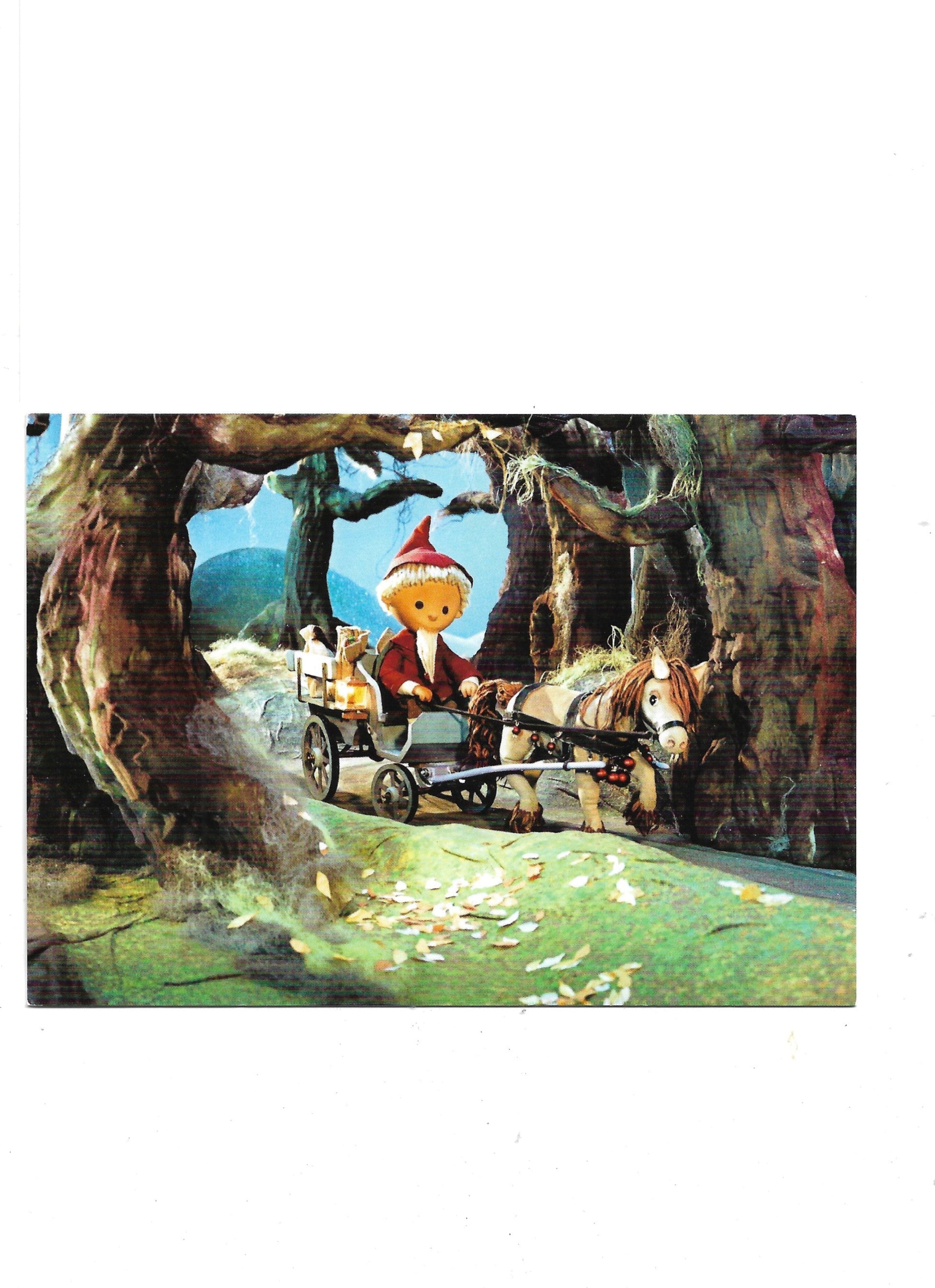 „Postkarte A6 ‚Sandmännchen im Pferdefuhrwerk‘; stabiles Papier, satte Farben, gute Druckqualität, Format 10,5 × 14,8 cm, neu, EAN 4030576503113, Hersteller Anderskartig – Modern Times GmbH.“  