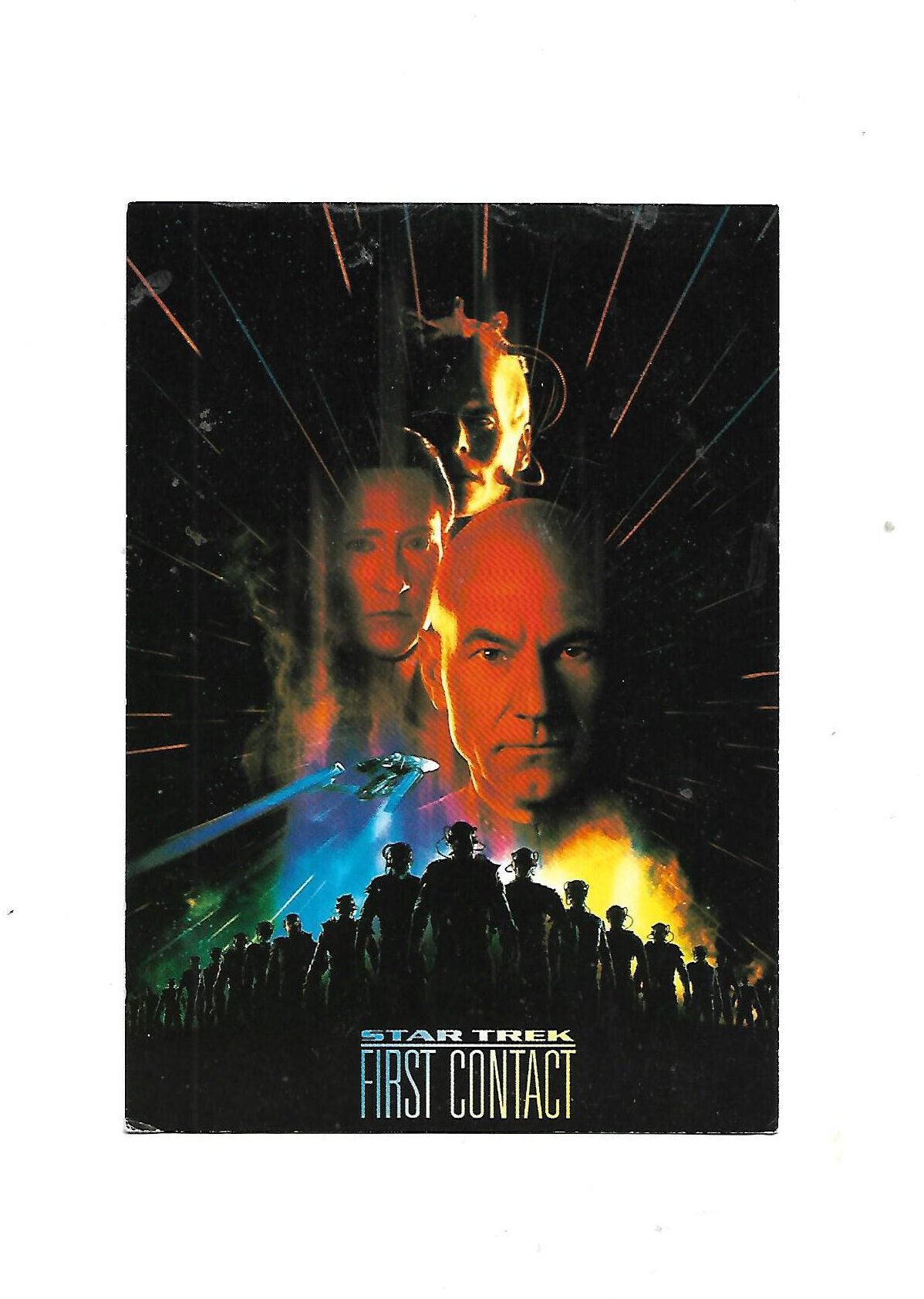 „Postkarte A6 ‚Star Trek – First Contact‘; stabiles Papier, satte Farben, gute Druckqualität, Format 10,5 × 14,8 cm, Flohmarktware mit leichten Beschädigungen, ohne EAN, Hersteller BoxOffice, printed in England.“