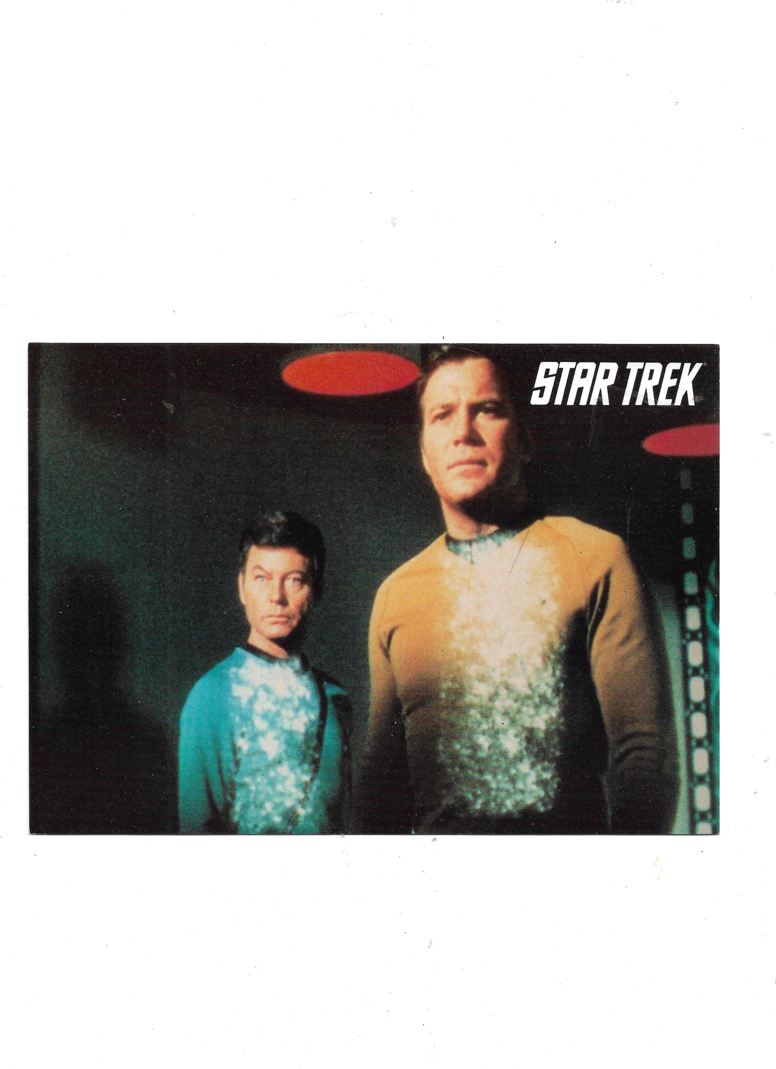 „Postkarte A6 ‚Star Trek – Beam me up Scotty‘; sehr guter Zustand, 9,5 × 14,5 cm, stabile Druckqualität, satte Farben, ohne EAN, M + V Marketing Verlags GmbH, Wuppertal, 1994.“  
(basierend auf den Angaben guter Zustand, 9,5 × 14,5 cm, EAN –, Hersteller M + V Marketing Verlags GmbH 1994