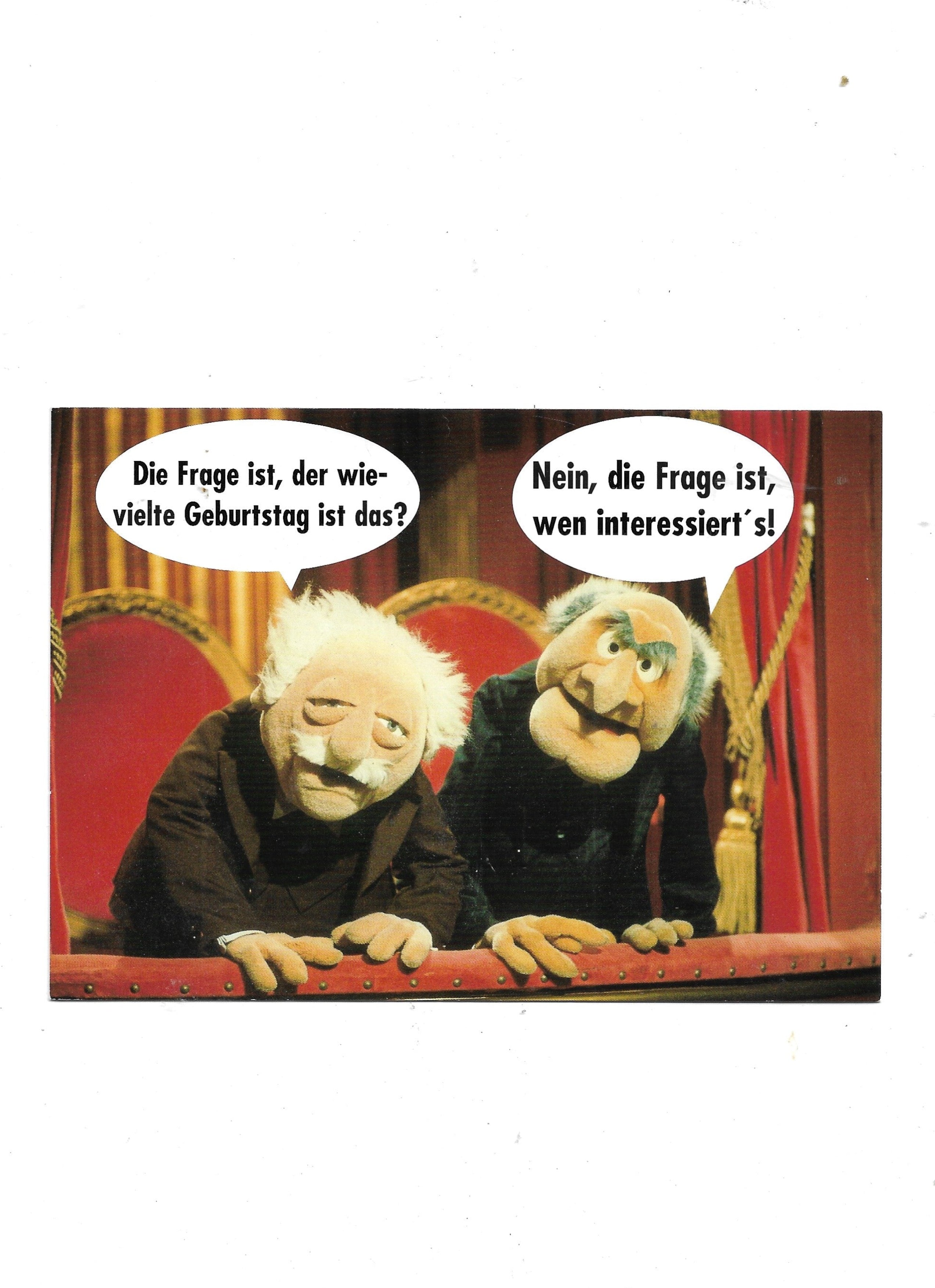 „Postkarte A6 ‚Waldorf & Statler – der wievielte Geburtstag ist es?‘; stabiles Papier, satte Farben, gute Druckqualität, Format 10,5 × 14,8 cm, 8 g, EAN 4017272003697, Hersteller Anderskartig – Modern Times GmbH.“