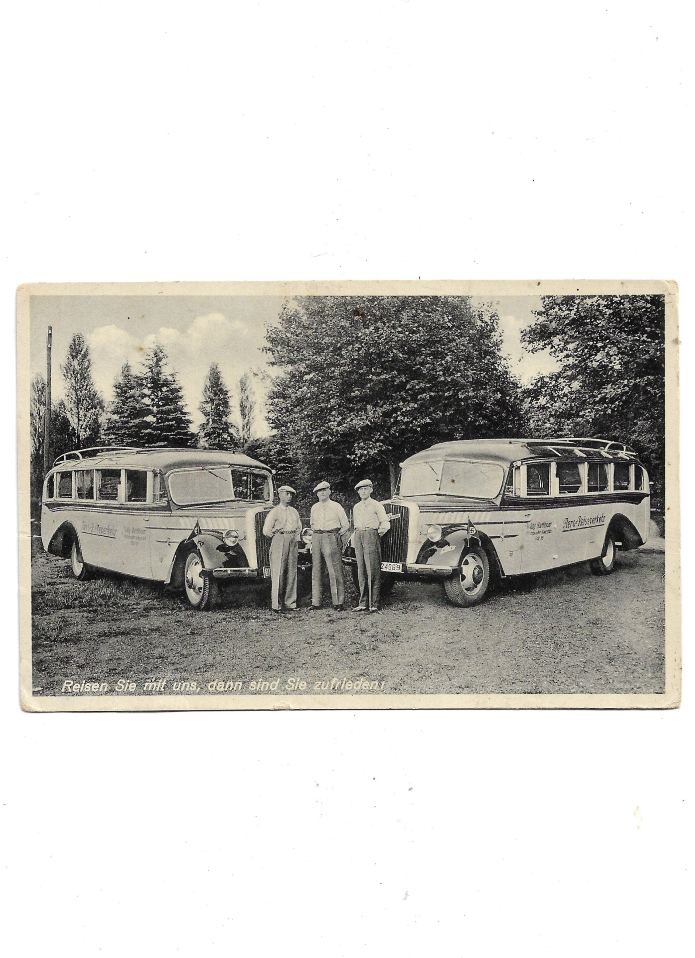  Ansichtskarte Reisebus Opel Blitz - Aero = Reiseverkehr Inhaber Willy Rothhaar Rieschweiler Slogan: Reisen Sie mit uns, dann sind Sie zufrieden vermutlich ca. 30er Jahre ca. 14 x 9cm altersbedingte Gebrauchsspuren, Ecken und Kanten etwas bestoßen sonst guter Zustand