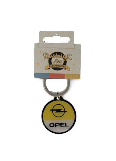 schöner Schlüsselanhänger mit Opel Logo gelber Hintergrund darauf das Logo mit dem schwarzen Blitz