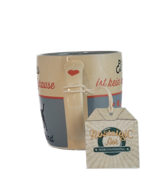 Tasse Kaffeebecher Ein Haus ist kein echtes Zuhause ohne einen Hunstabile Keramiktasse mit tollem Motiv von Nostalgic Art  schöner Kontrast Innen-/Außenseite  angenehme Größe ca 330 ml Fassungsvermögen Maße:8,50 x 8,50 x 9 cm (Länge / Breite / Höhe) lässt sich super greifen, angenehm in der Handhabung, angenehme Füllmenge seitenansichtd
