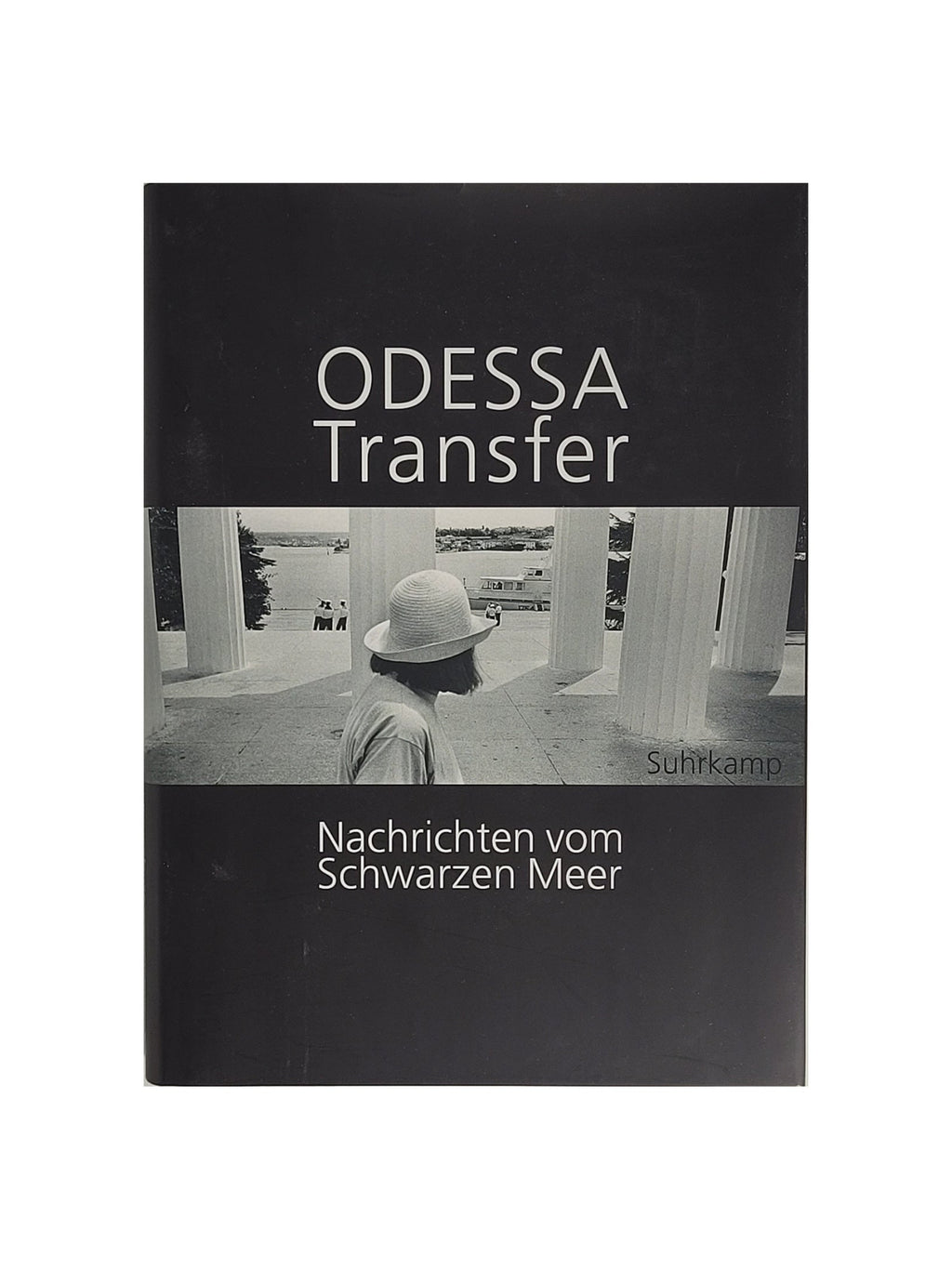 Buch „Odessa Transfer – Nachrichten vom Schwarzen Meer“, Hrsg. Raabe & Sznajderman, mit Fotoessay von Andrzej Kramarz, sehr guter Zustand.